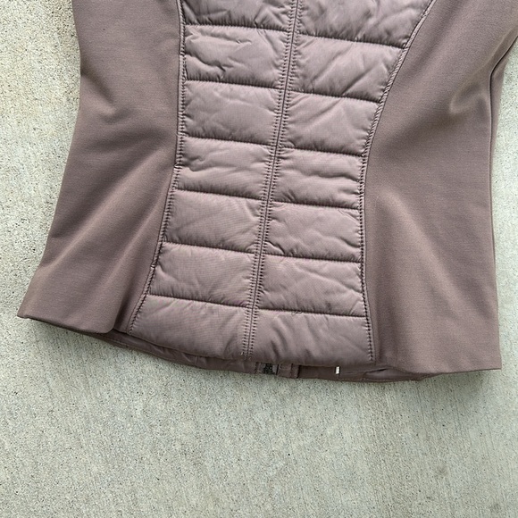 White House Black Market Puffer Vest Faux Fur Womens - Picture 9 of 10